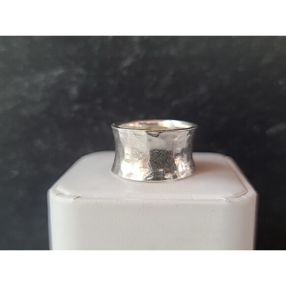 925 Sterling Hammered Silver Band Ring, Size US 8 Vintage - Picture 1 of 10